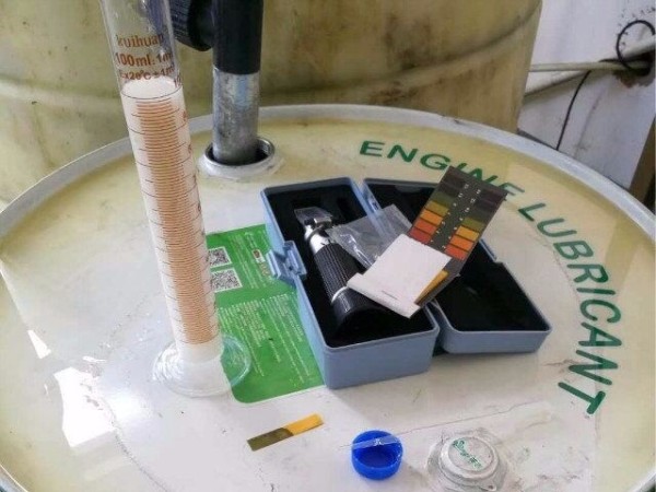 英吉切削液配比现场